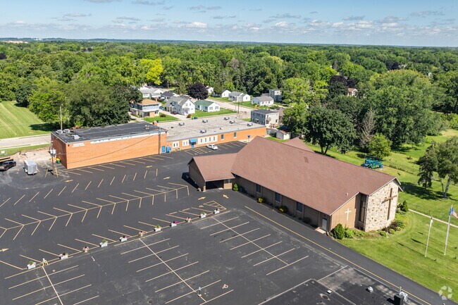 Redeemer Lutheran School is a private elementary school in Green Bay, WI.
