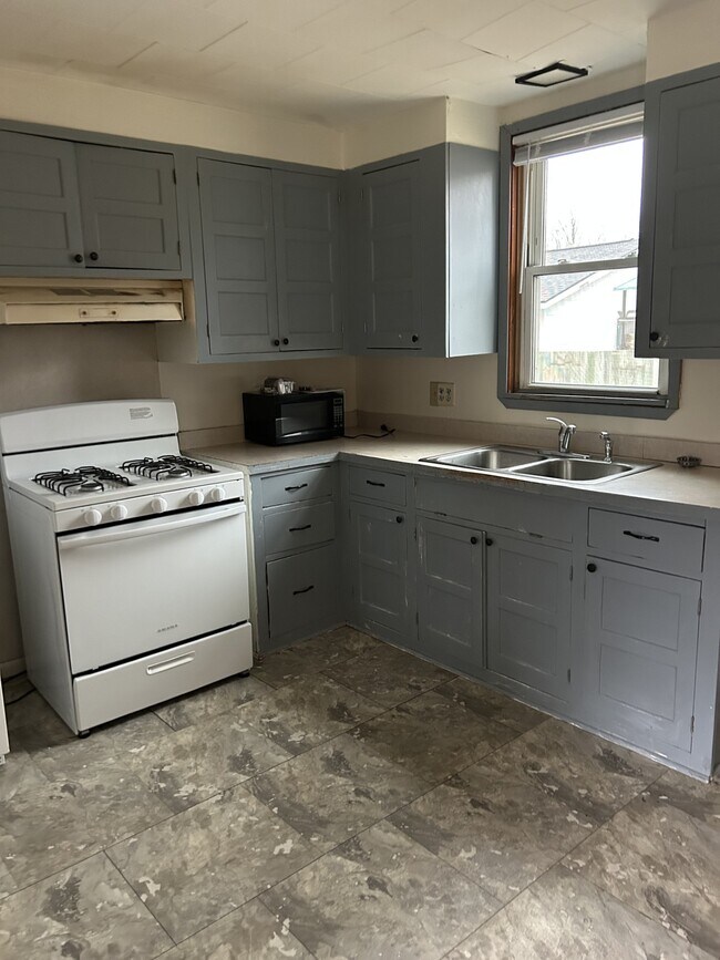 701 9th Ave N, Saint Cloud, MN 56303 - photo 5