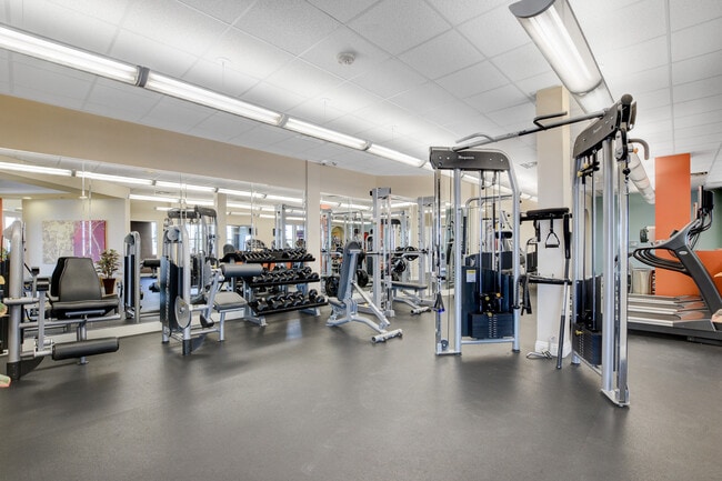 Las Vegas Grand, Las Vegas, NV 89119 - photo 6