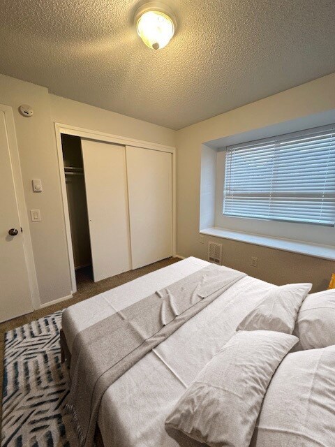 Silver Sands, Everett, WA 98208 - photo 5