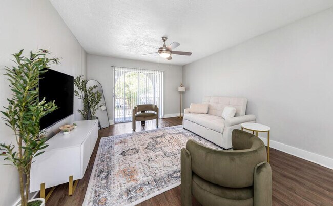 4404 W Kennedy Blvd unit ID1369907P, Tampa, FL 33609 - photo 5