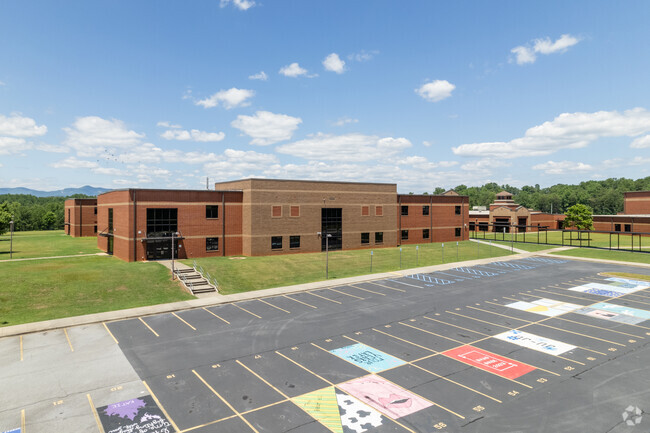 Pickens High School has many great programs for students to attend.