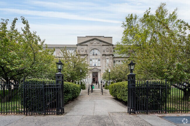 K410 Abraham Lincoln High School in Coney Island has its students strive for excellence.