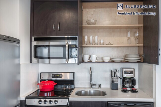 899 Pine St unit FL13-ID85, San Francisco, CA 94108 - photo 7