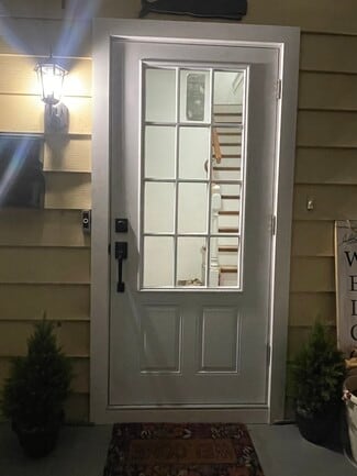 13 Division St W, Greenwich, CT 06830