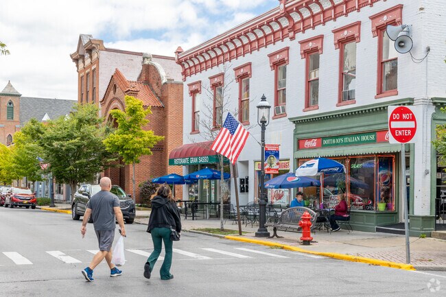 Penns Farms residents can take advantage of downtown Hollidaysburg which is nearby.