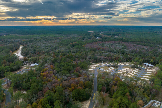 Escatawpa Hollow was formally a private riverside campground and is now a public park.