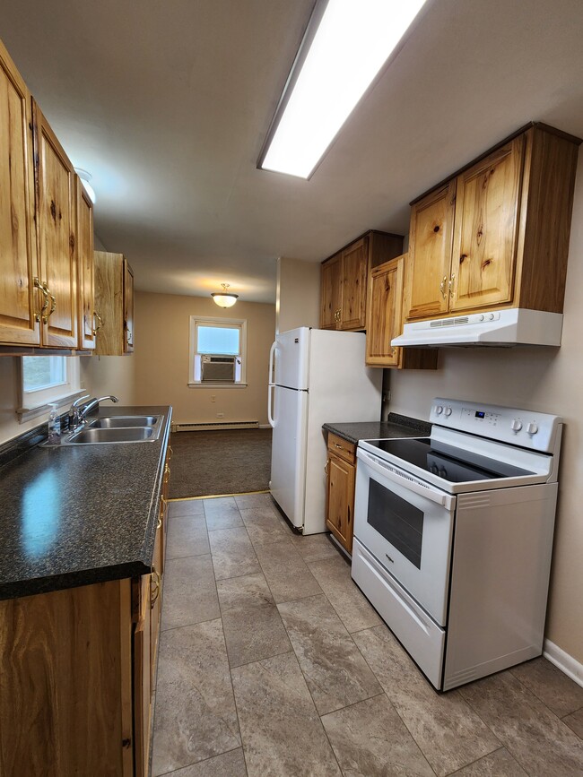 1104 River Ct unit A River Court, Charlottesville, VA 22901 - photo 5