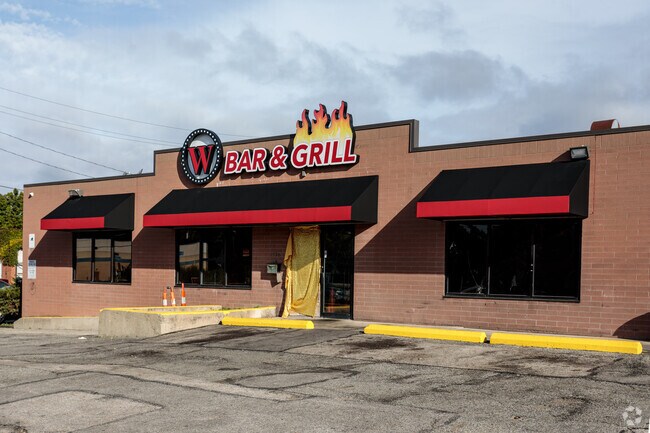 Residents can enjoy an evening out at W Bar and Grill in Mount Pleasant.