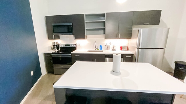 1101 Euclid Ave unit FL5-ID1055679P, Cleveland, OH 44115 - photo 6