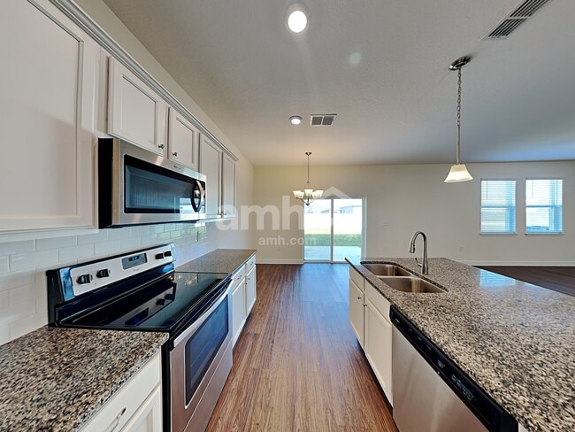 14637 Cedar Trunk Terrace, Bradenton, FL 34211 - photo 4