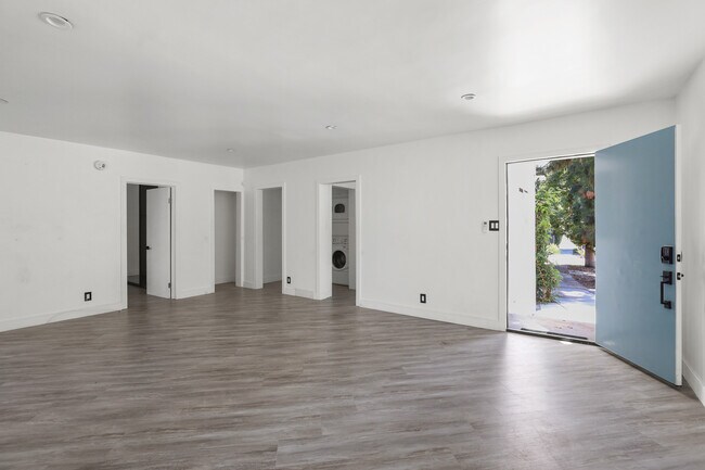 1486 Silver Lake Blvd., Los Angeles, CA 90026 - photo 6