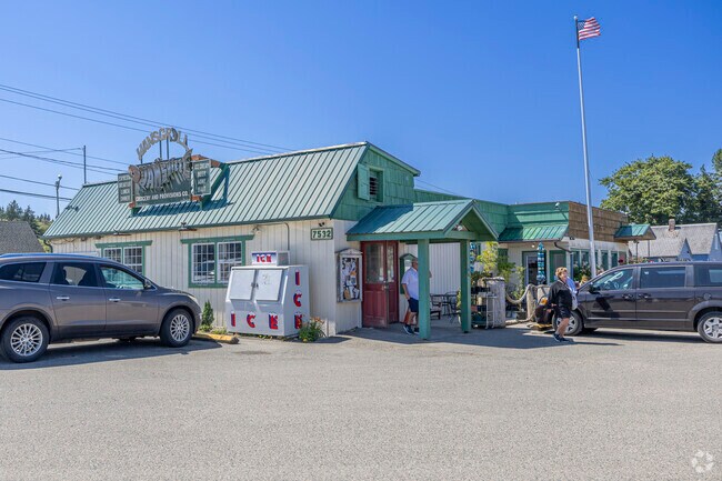 Hansgrill Hansville Grocery and Provisions Co. has what you need in Hansville WA.