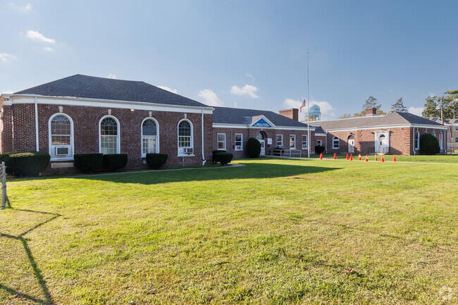 Joseph A. McNeil Elementary School has 495 students in grades 1-6.