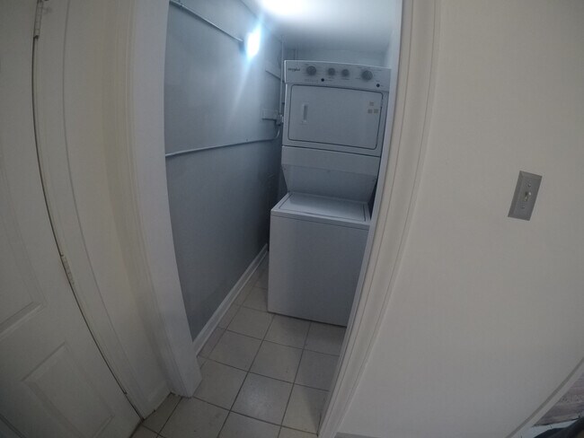 1700 N Monticello Ave unit 1, Chicago, IL 60647 - photo 5