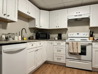 34 Brook St Unit 3N, Manchester, NH 03104