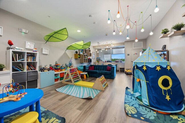 28294 Ferry Rd unit ID1366987P, Warrenville, IL 60555 - photo 5