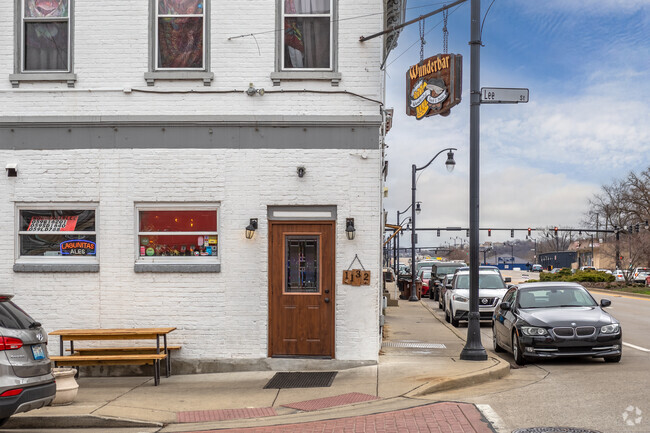 Wunderbar is a German restaurant and bar in Westside Covington.