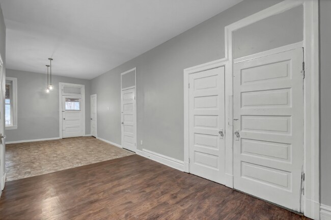 3257 Michigan Ave unit 2F, Saint Louis, MO 63118 - photo 3