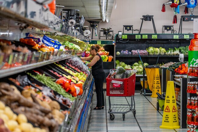 Residents of Jacinto City can shop for fresh produce and meats at Sellers Bros Grocery.