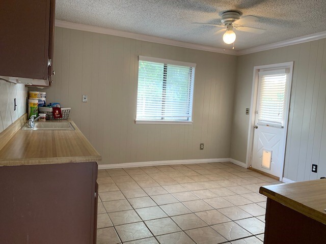 137 Lullwood Dr, New Braunfels, TX 78130 - photo 4