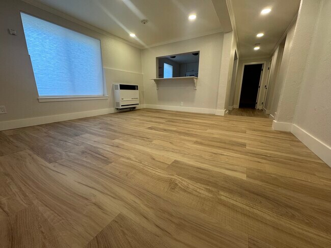 927 Stewart St unit 1, Santa Rosa, CA 95404 - photo 3