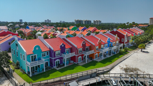 Innovative, artistic, and utterly breathtaking homes redefine luxury in Perdido Key.