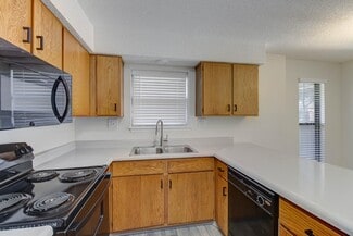 12930 Brookfield St, Olathe, KS 66062