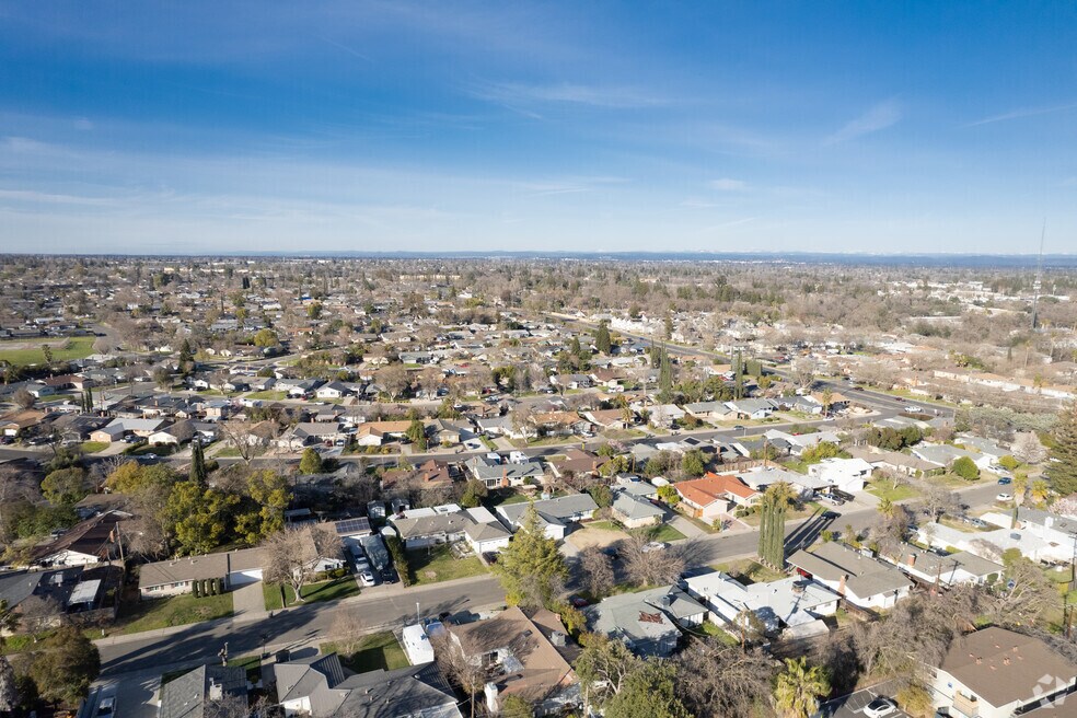 CP_FoothillFarms_1025782_022125_P1_MN_V1