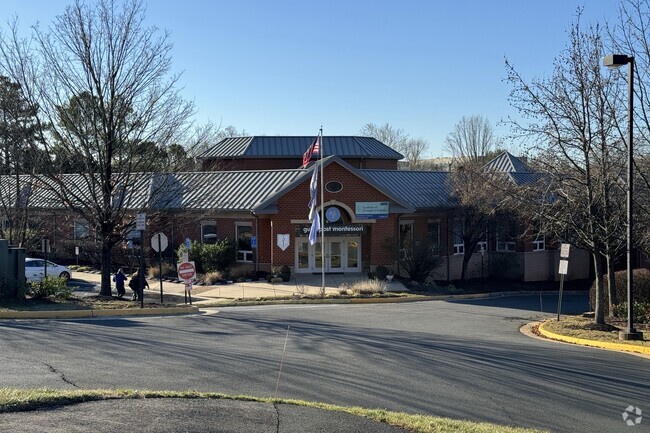 Academy of Thought and Industry at Chantilly is located in Chantilly.