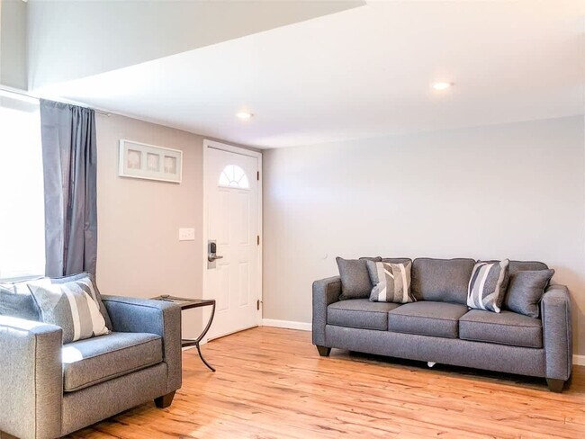 5218 Beach Dr unit ID1354903P, Panama City, FL 32408 - photo 5