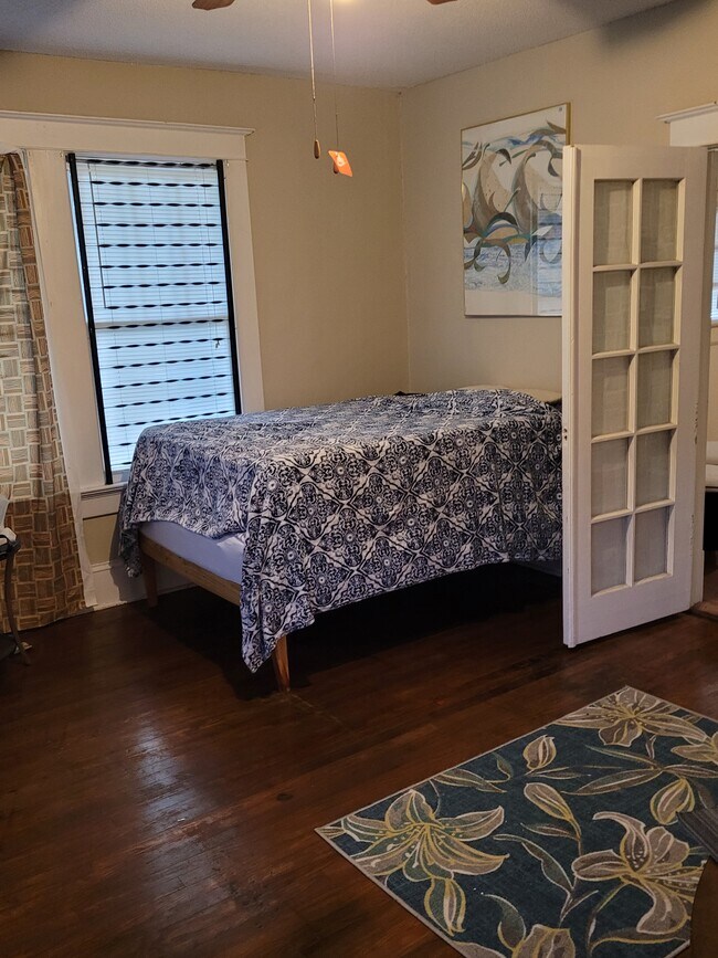 2763 Vineville Ave unit Side B, Macon, GA 31204 - photo 7