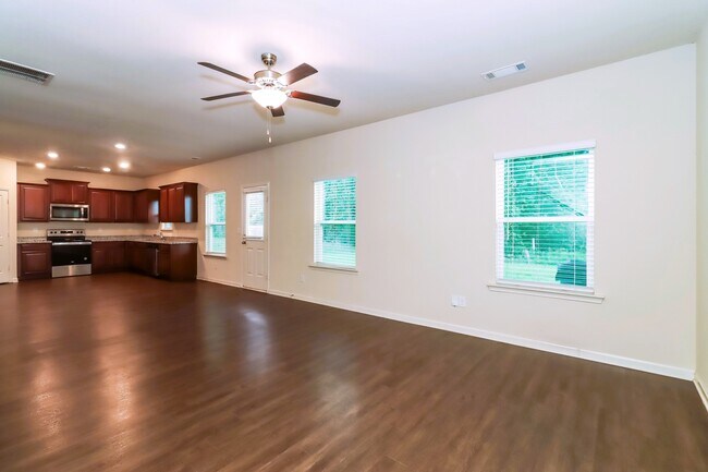 134 Innis Brk Cir, Cartersville, GA 30120 - photo 7