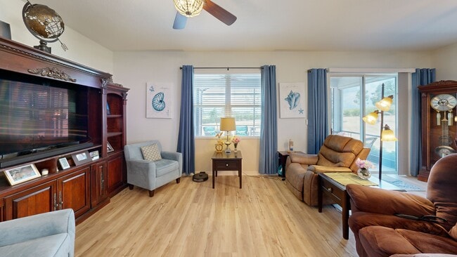 1688 Littleleaf Boxwood Loop, Mascotte, FL 34753 - photo 2