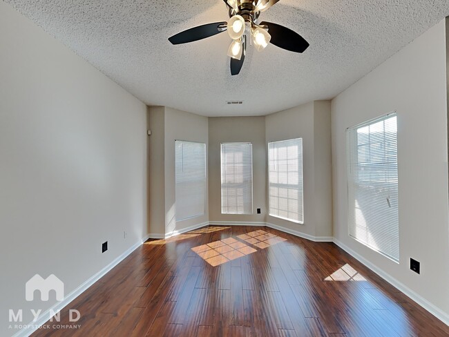 5050 Oakley Commons Blvd, Union City, GA 30291 - photo 2