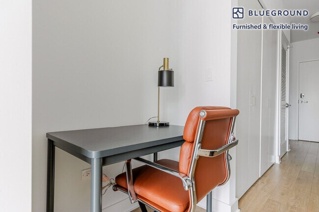 201 N Garland Ct unit FL27-ID1325, Chicago, IL 60601 - photo 5