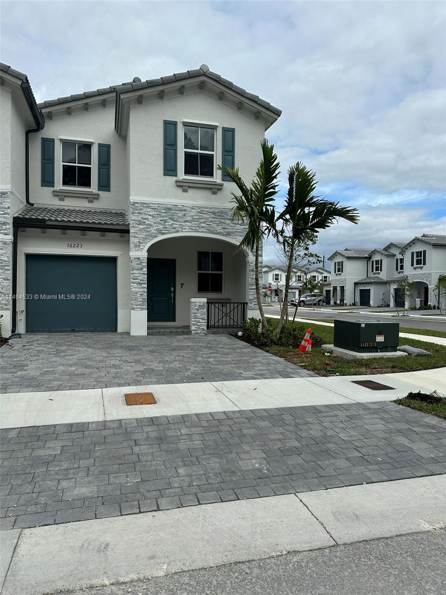 16223 SW 289th St, Homestead, FL 33033 - photo 1