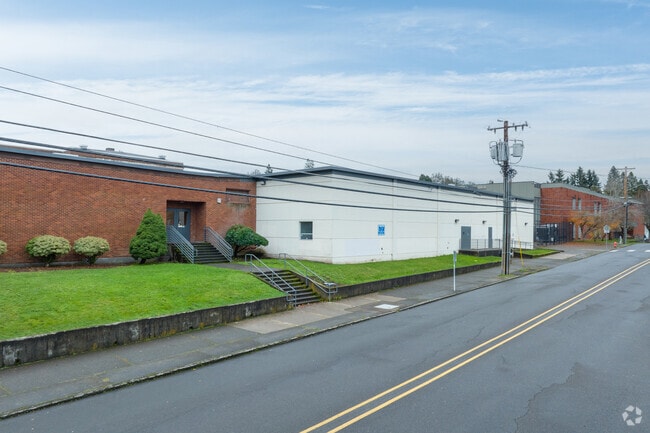 The Clackamas Academy of Industrial Sciences has a trade focused curriculum on 12th St.