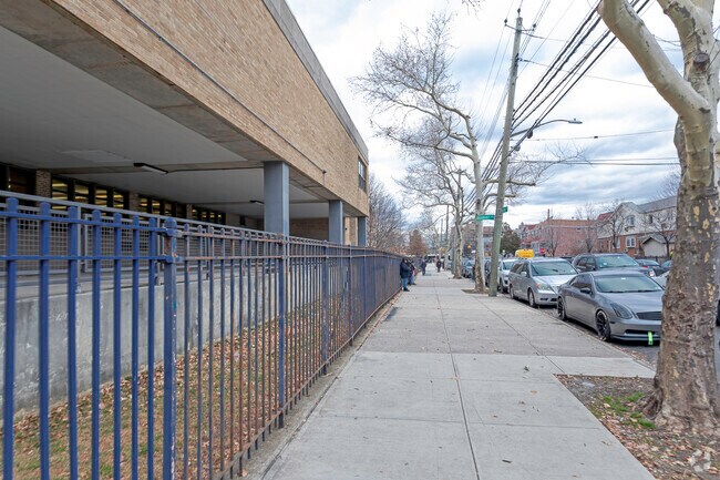 Bronx Bridges High School serves grades. 9-12.