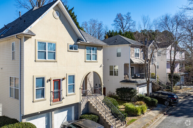 The diverse housing stock in Drew Valley allows residents to find the perfect home.