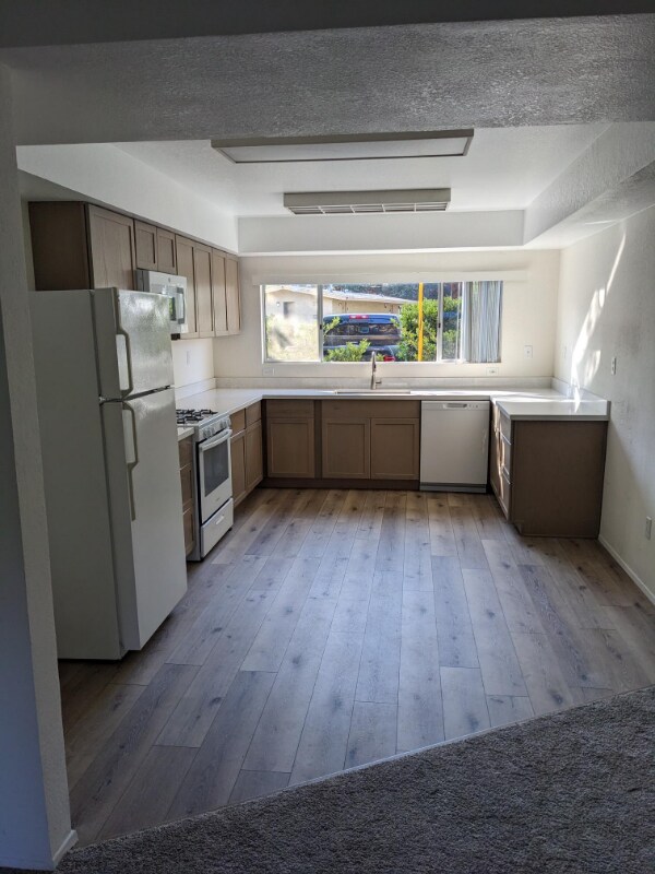7407 Alvarado Rd Unit B, La Mesa, CA 91942