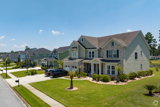 Two-story floor plans are ideal for large families moving to Pooler, Georgia.