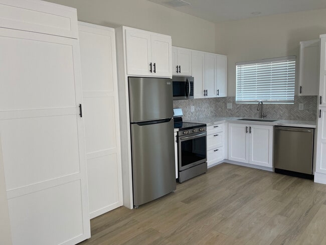 3301 N 66th Place unit D, Scottsdale, AZ 85251 - photo 3