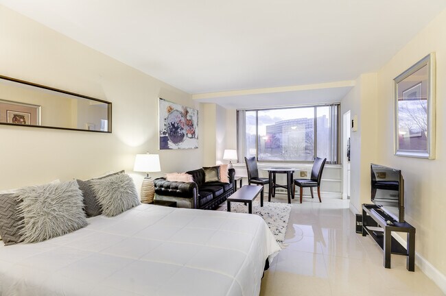 1111 Arlington Blvd unit 546, Arlington, VA 22209 - photo 7