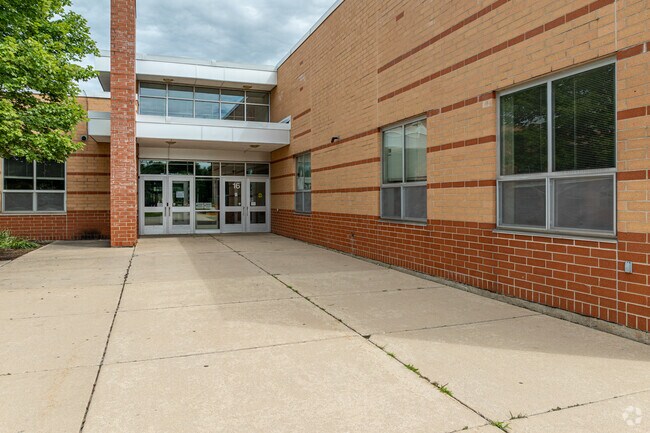 Educational opportunities abound at Scullen Middle School.