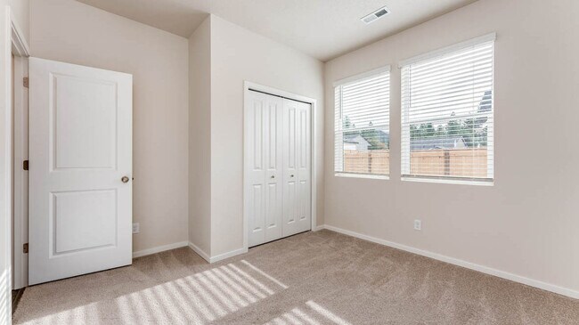 922 Sparrow St unit 36209332, Woodburn, OR 97071 - photo 4