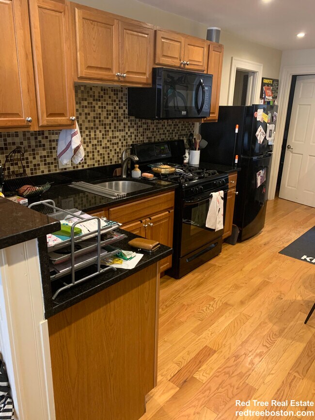 61 Joy St unit 1, Boston, MA 02114 - photo 4