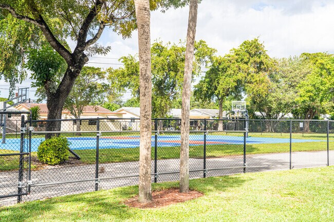 Christian Life Academy features a basketball court for students in Oakland Park.