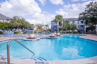 12430 Oxford Park Dr, Houston, TX 77082