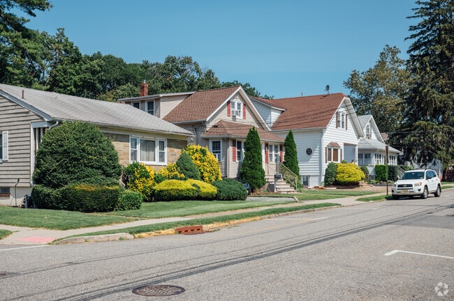 Cape Cods and colonials are the main home style in Hawthorne.